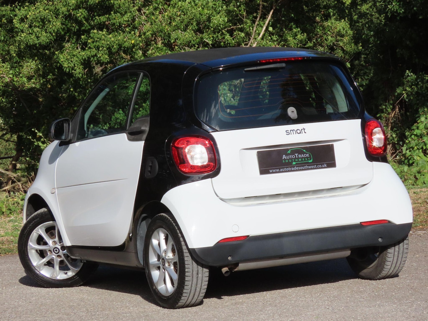 Used smart fortwo 2017 for sale - 76988979: Photo 6