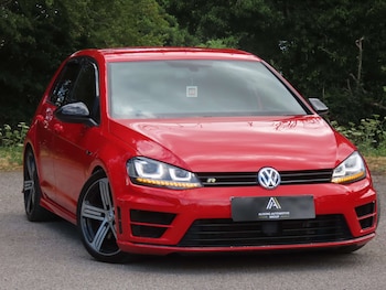 Used Volkswagen Golf 2015 for sale - 79537866: Photo