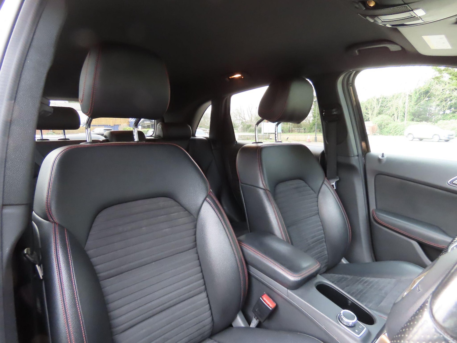 Used Mercedes-Benz B Class 2015 for sale - 77793361: Photo 8