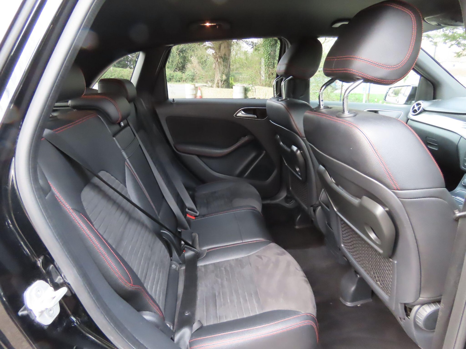 Used Mercedes-Benz B Class 2015 for sale - 77793361: Photo 9