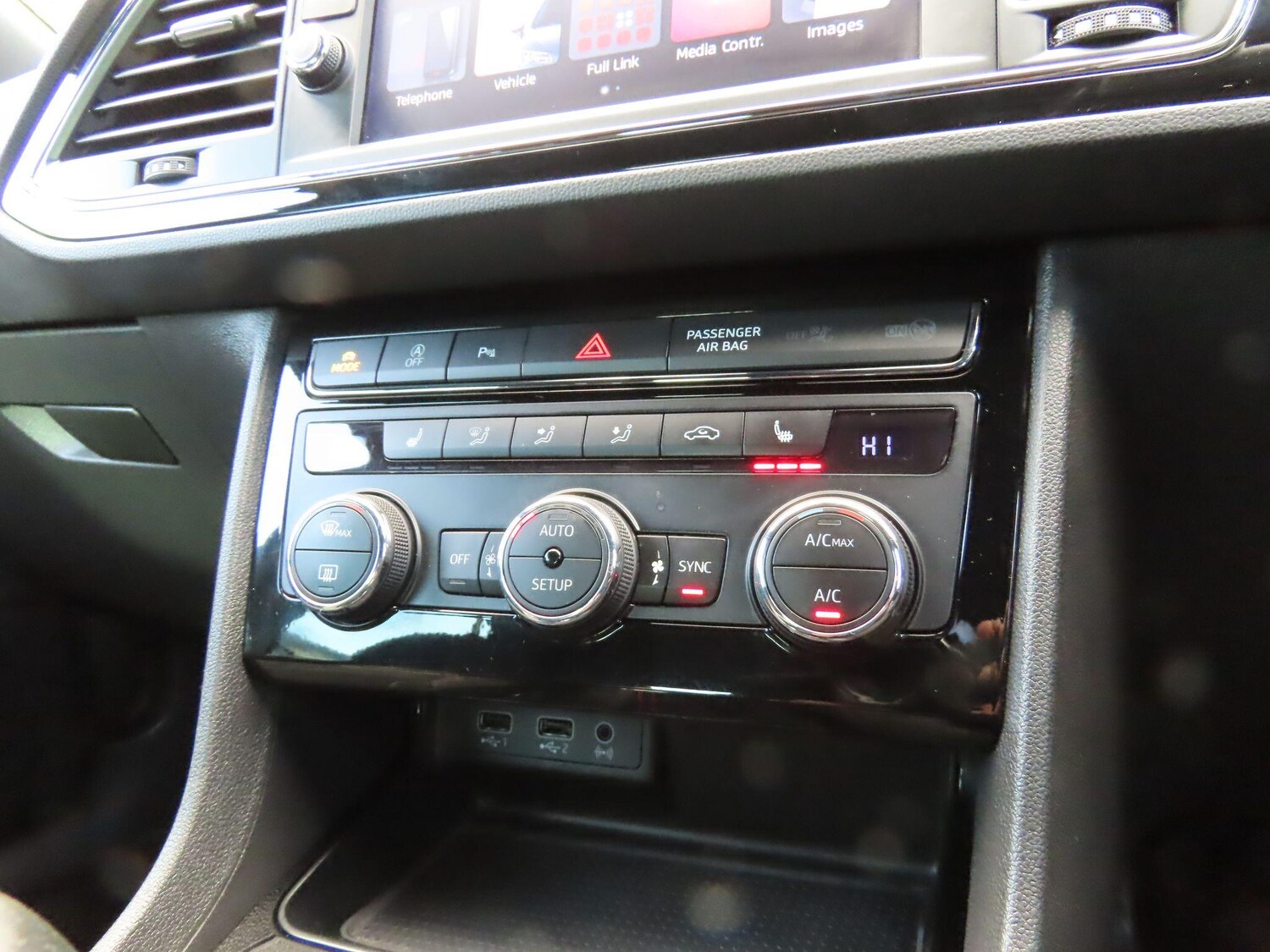 Used SEAT Leon 2019 for sale - 76898750: Photo 11