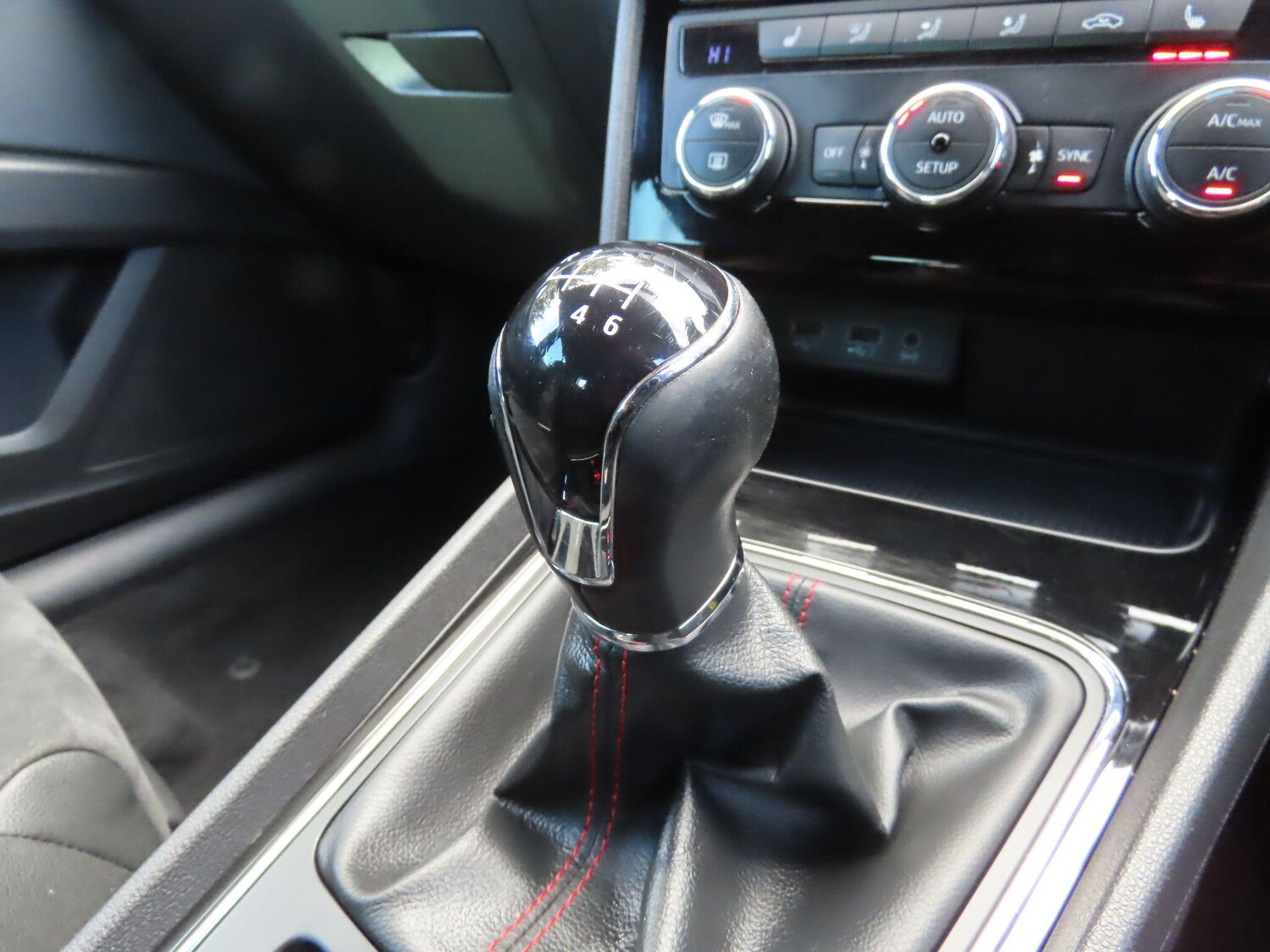 Used SEAT Leon 2019 for sale - 76898750: Photo 12