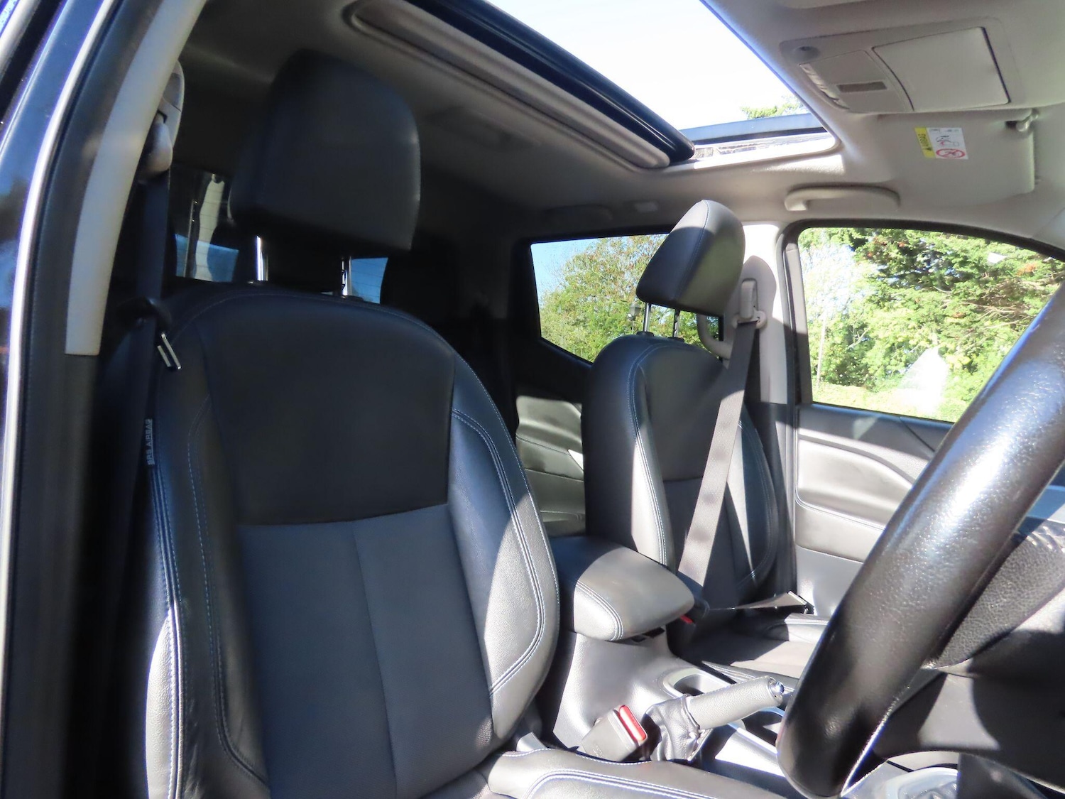 Used Nissan Navara 2021 for sale - 76377822: Photo 10