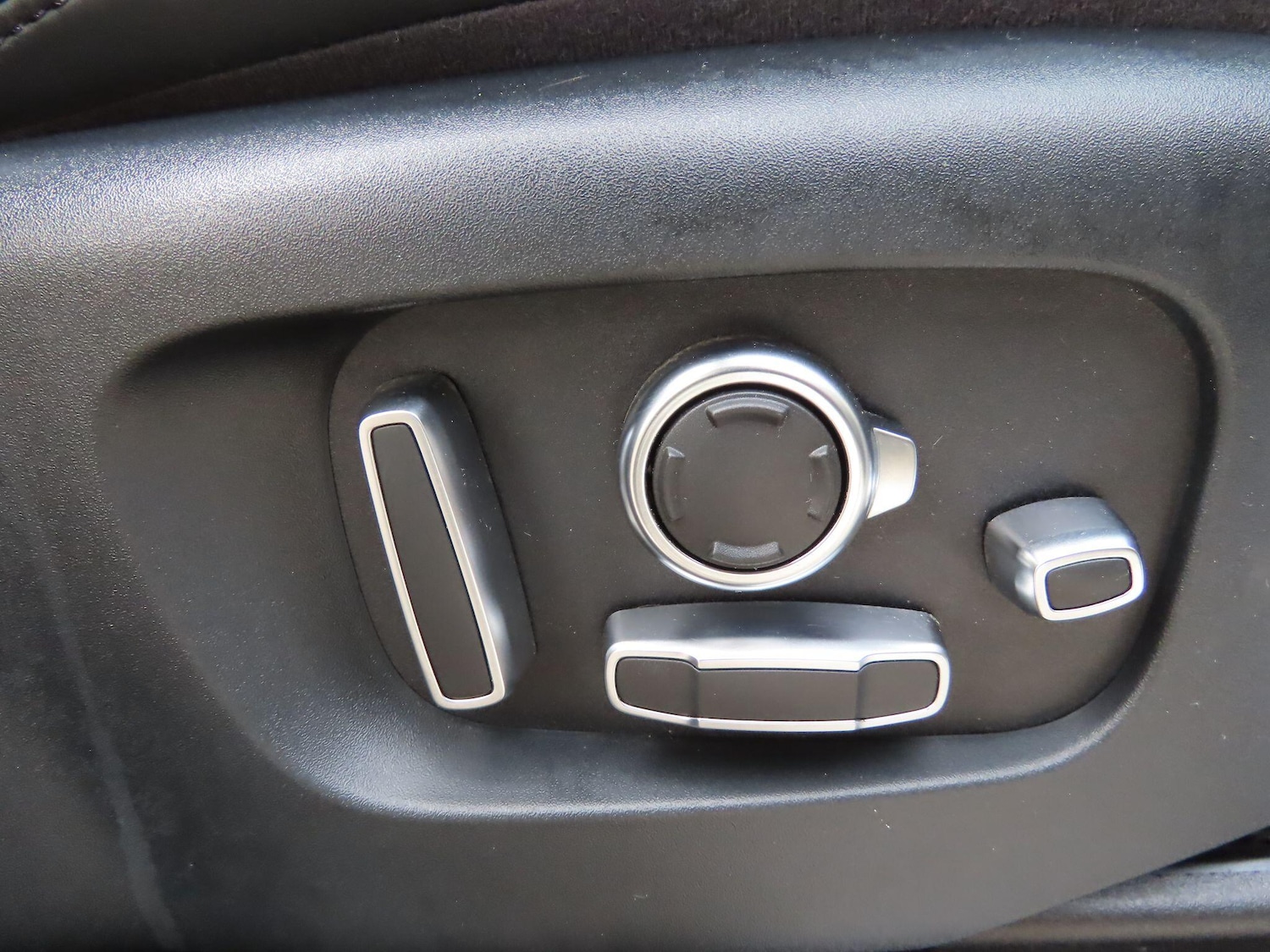 Used Land Rover Range Rover Sport 2018 for sale - 77982337: Photo 16