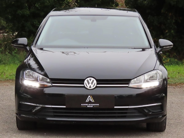 Used Volkswagen Golf 2018 for sale - 76269889: Photo 2