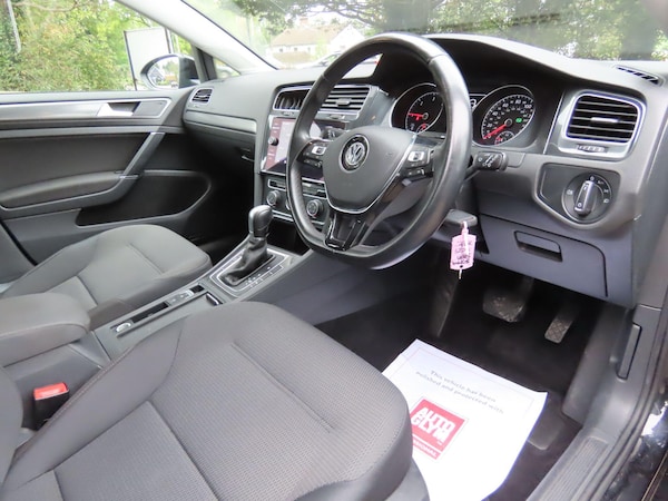 Used Volkswagen Golf 2018 for sale - 76269889: Photo 7