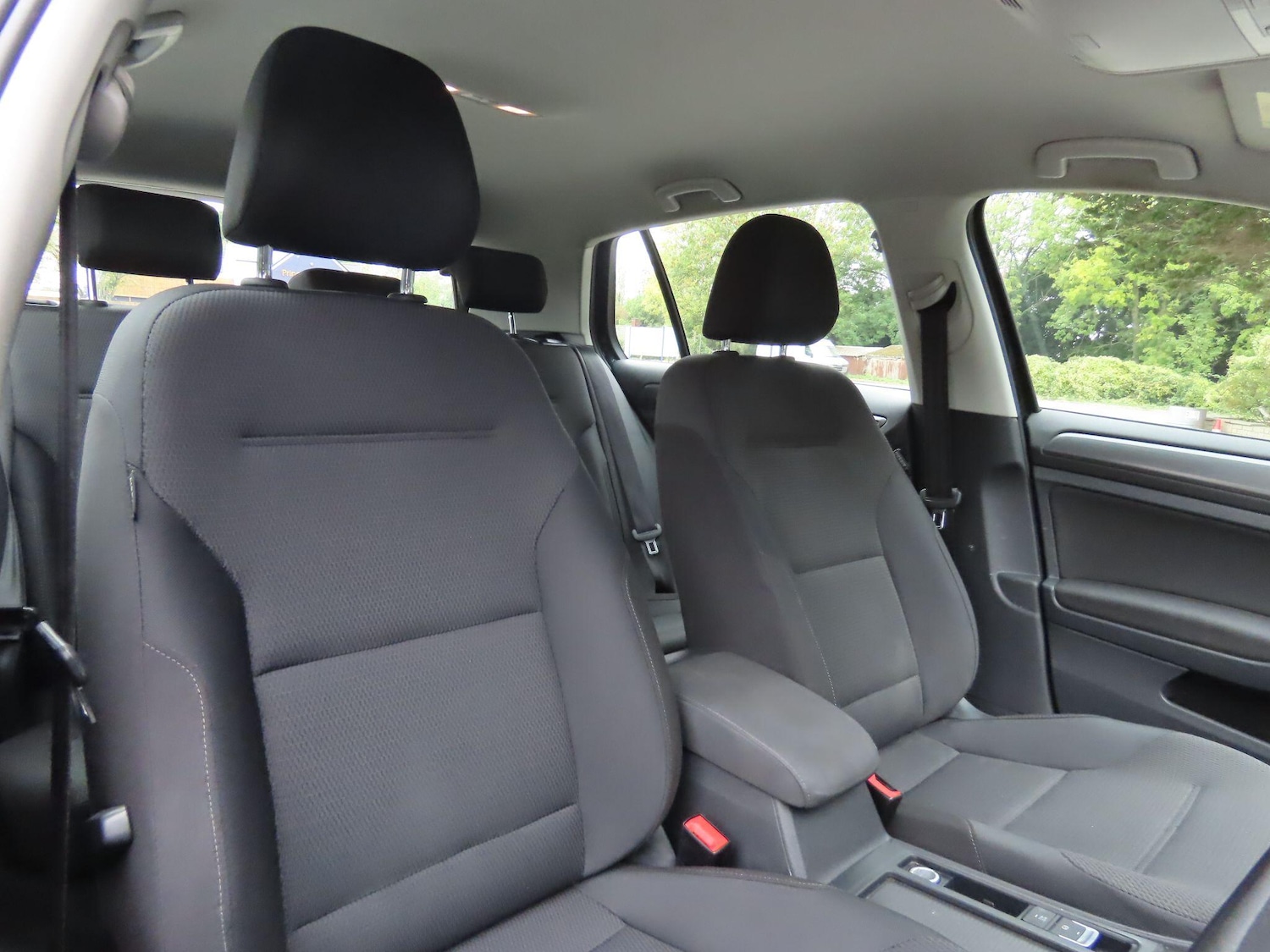 Used Volkswagen Golf 2018 for sale - 76269889: Photo 8