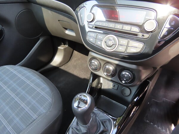 Used Vauxhall ADAM 2015 for sale - 75564088: Photo 10