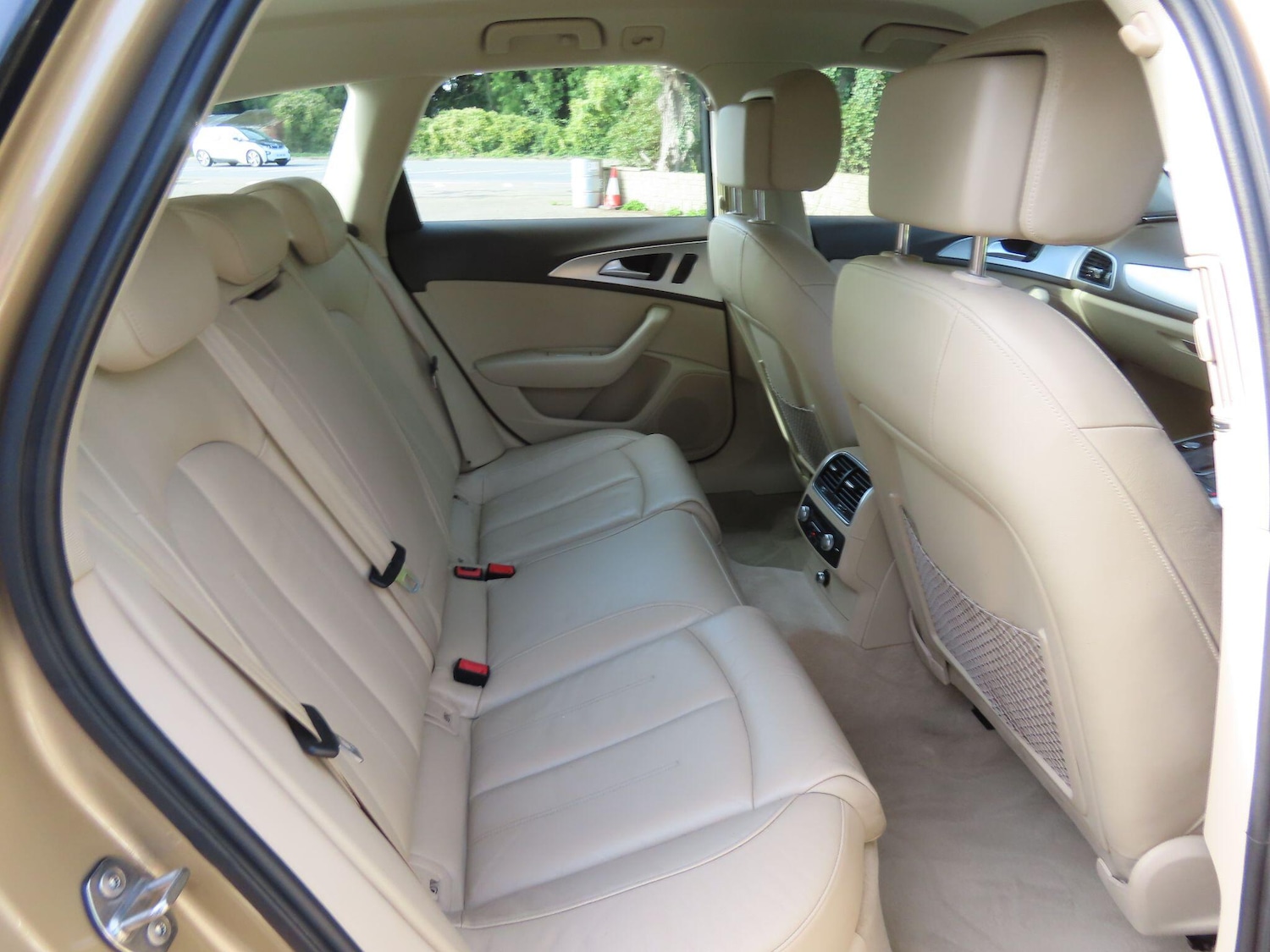 Used Audi A6 Avant 2015 for sale - 76020467: Photo 11