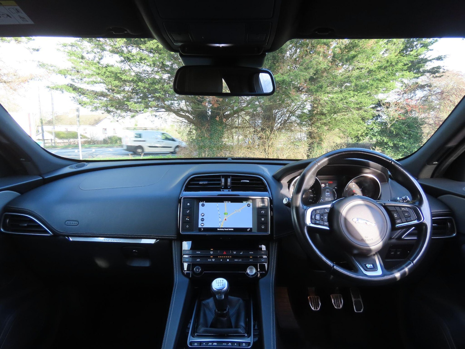 Used Jaguar F-Pace 2017 for sale - 77015687: Photo 8