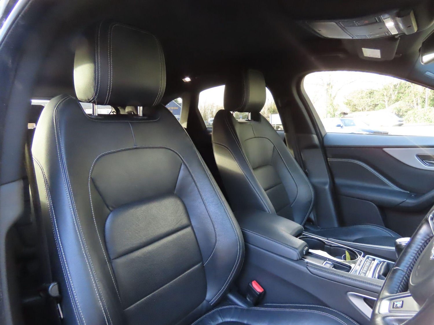 Used Jaguar F-Pace 2017 for sale - 77015687: Photo 9