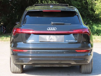 Used Audi e-tron 2020 for sale - 79229600: Photo
