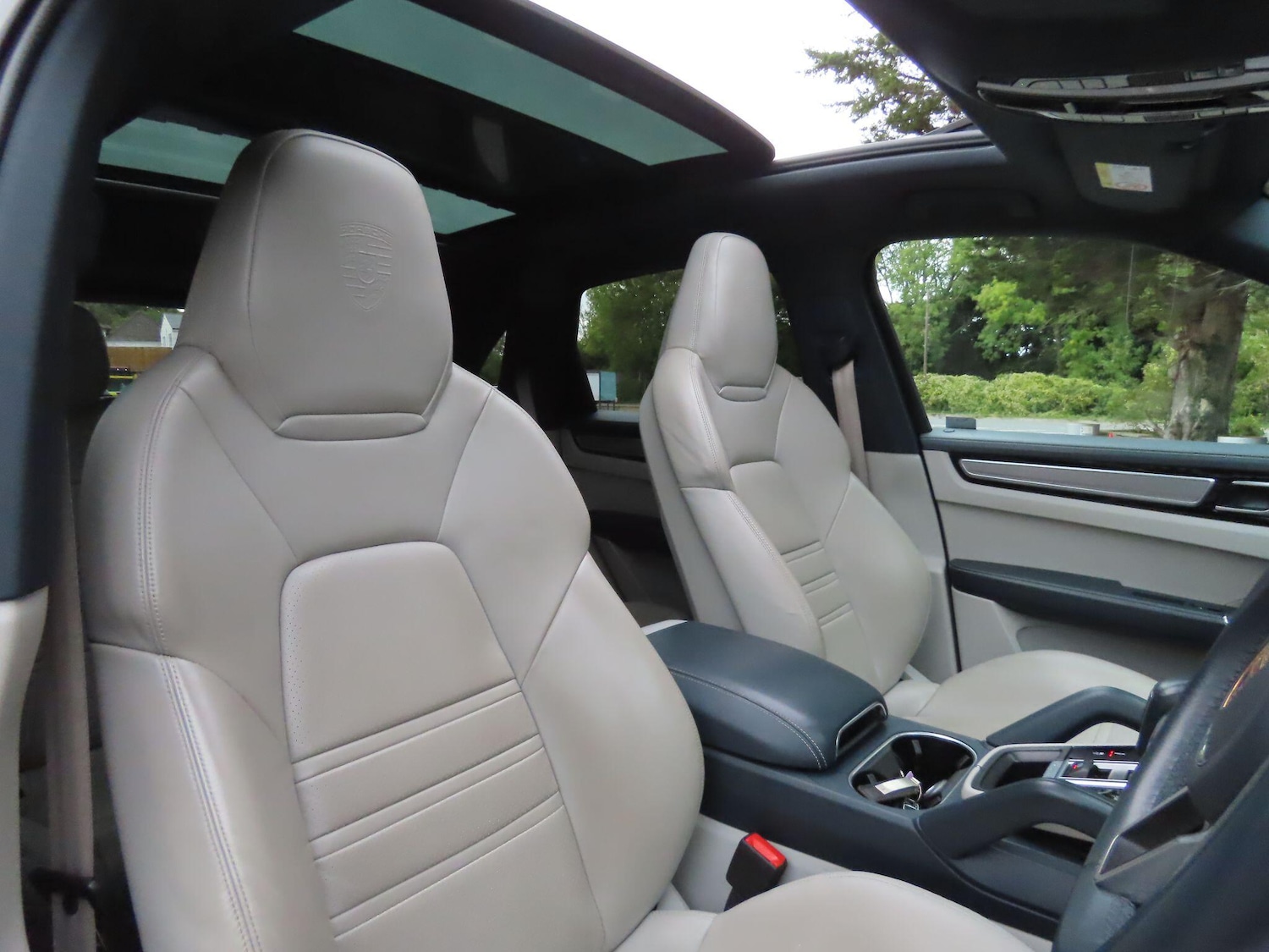 Used Porsche Cayenne 2022 for sale - 76201343: Photo 10