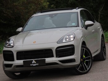 Used Porsche Cayenne 2022 for sale - 76201343: Photo