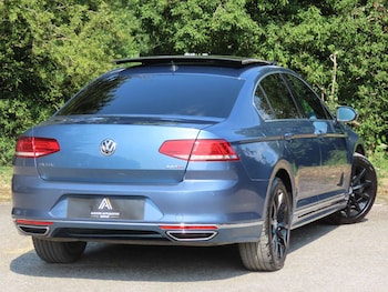 Used Volkswagen Passat 2017 for sale - 79245619: Photo