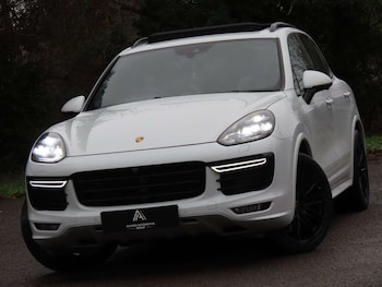 Used Porsche Cayenne 2017 for sale - 79245644: Photo