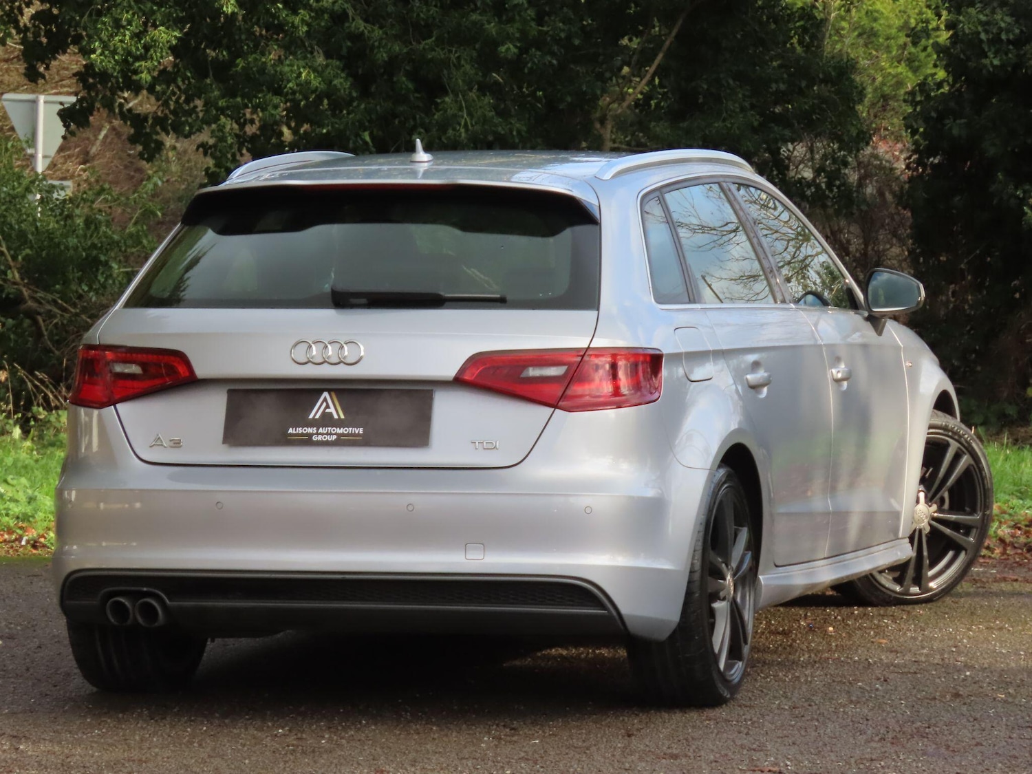 Used Audi A3 2014 for sale - 77050244: Photo 4