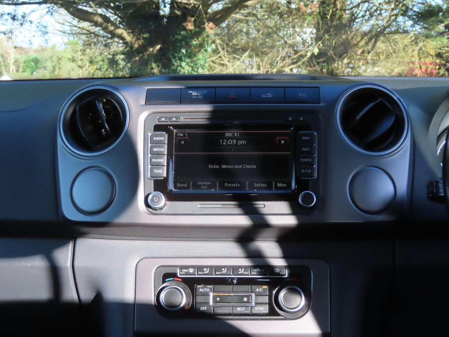 Used Volkswagen Amarok 2015 for sale - 76786873: Photo 12