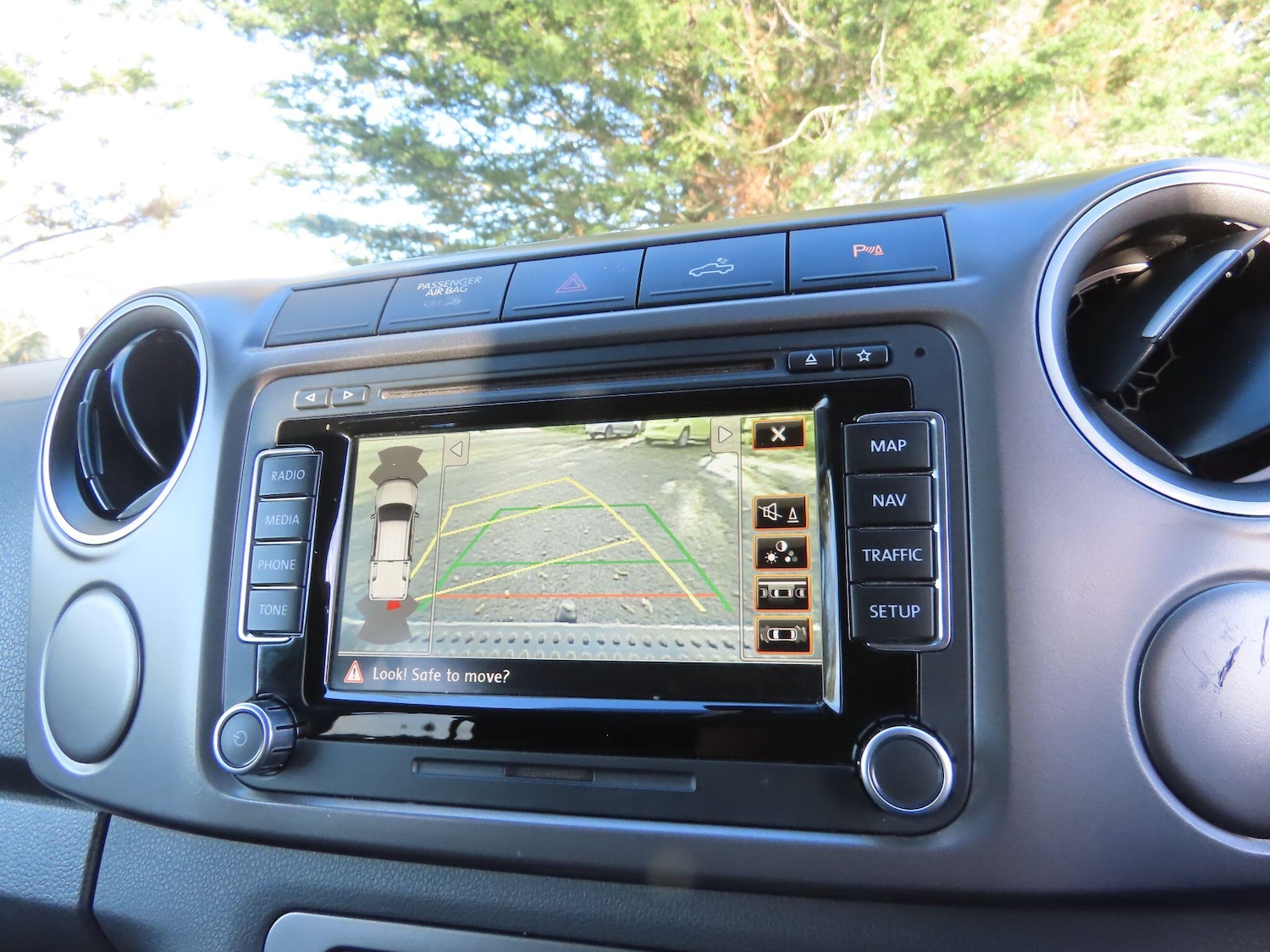 Used Volkswagen Amarok 2015 for sale - 76786873: Photo 14