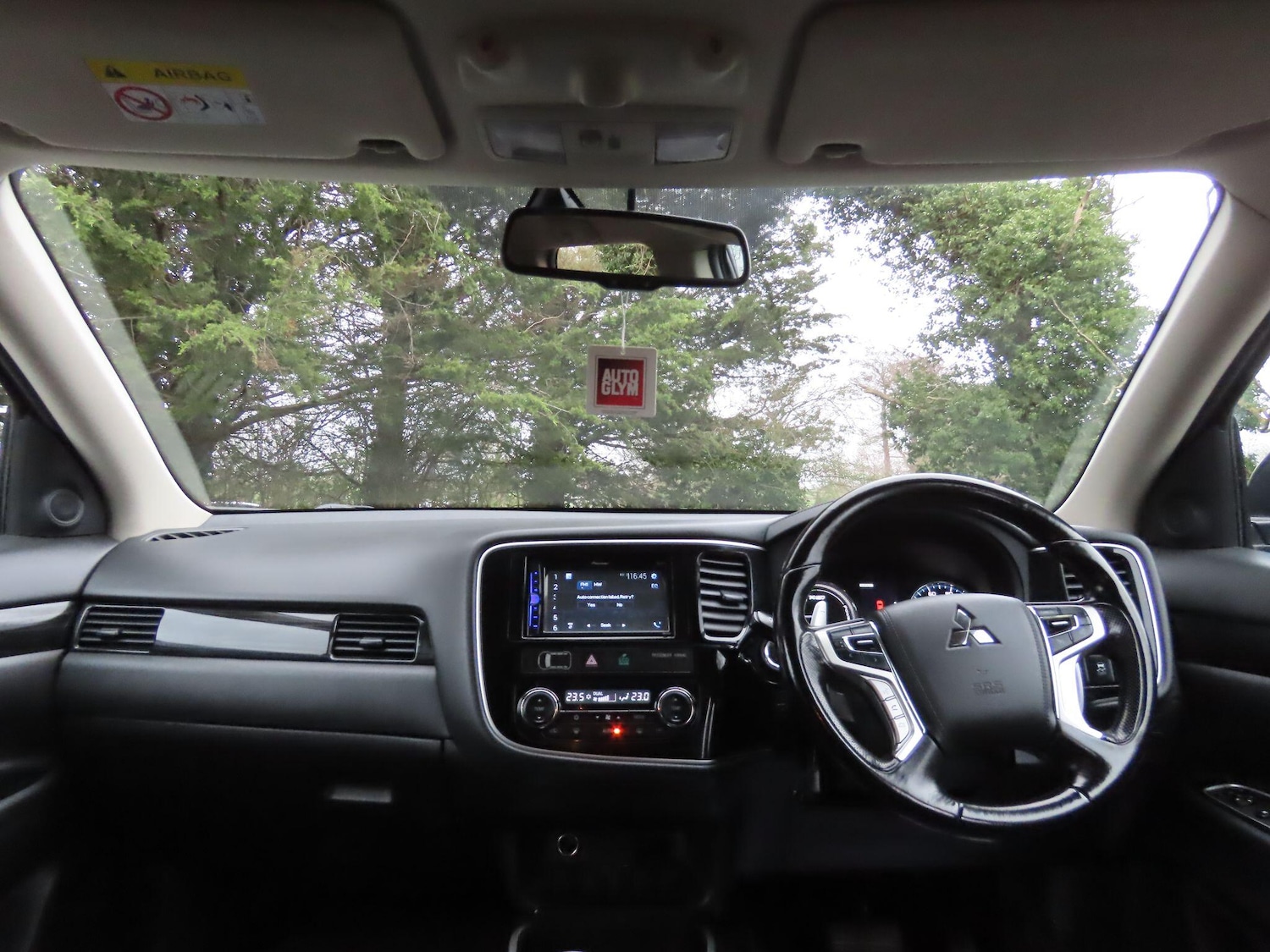 Used Mitsubishi Outlander 2015 for sale - 77882392: Photo 8