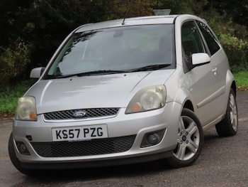 2008 (57) - 1.25 Zetec 3dr [Climate]