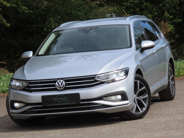 Used Volkswagen Passat 2019 for sale - 74395649: Photo 1