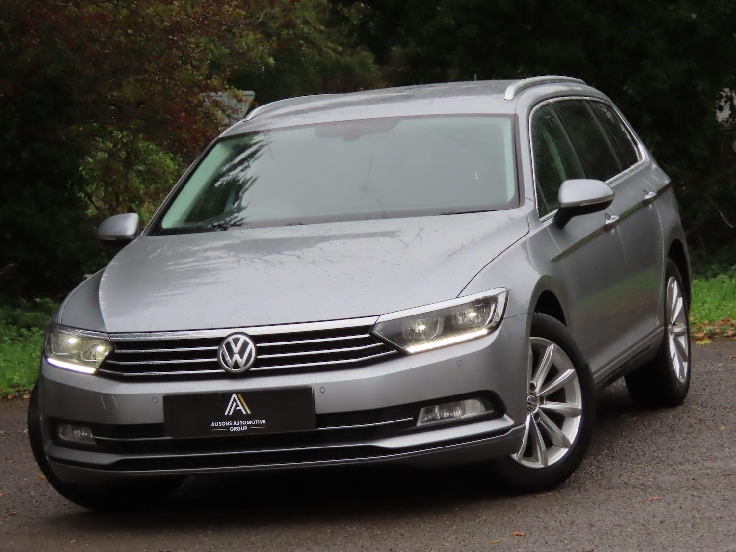 Used Volkswagen Passat 2018 for sale - 76422882: Photo 1