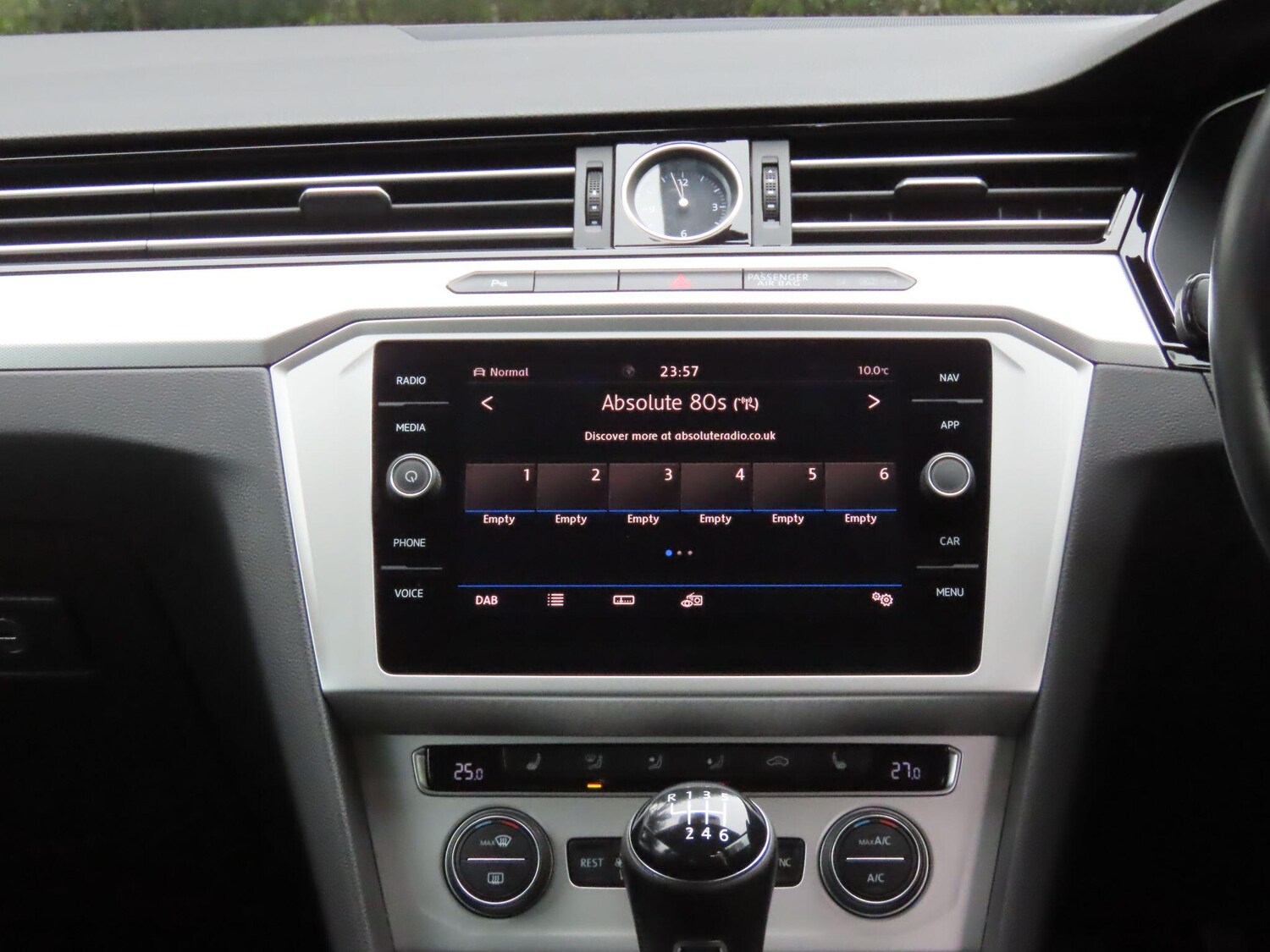 Used Volkswagen Passat 2018 for sale - 76422882: Photo 11