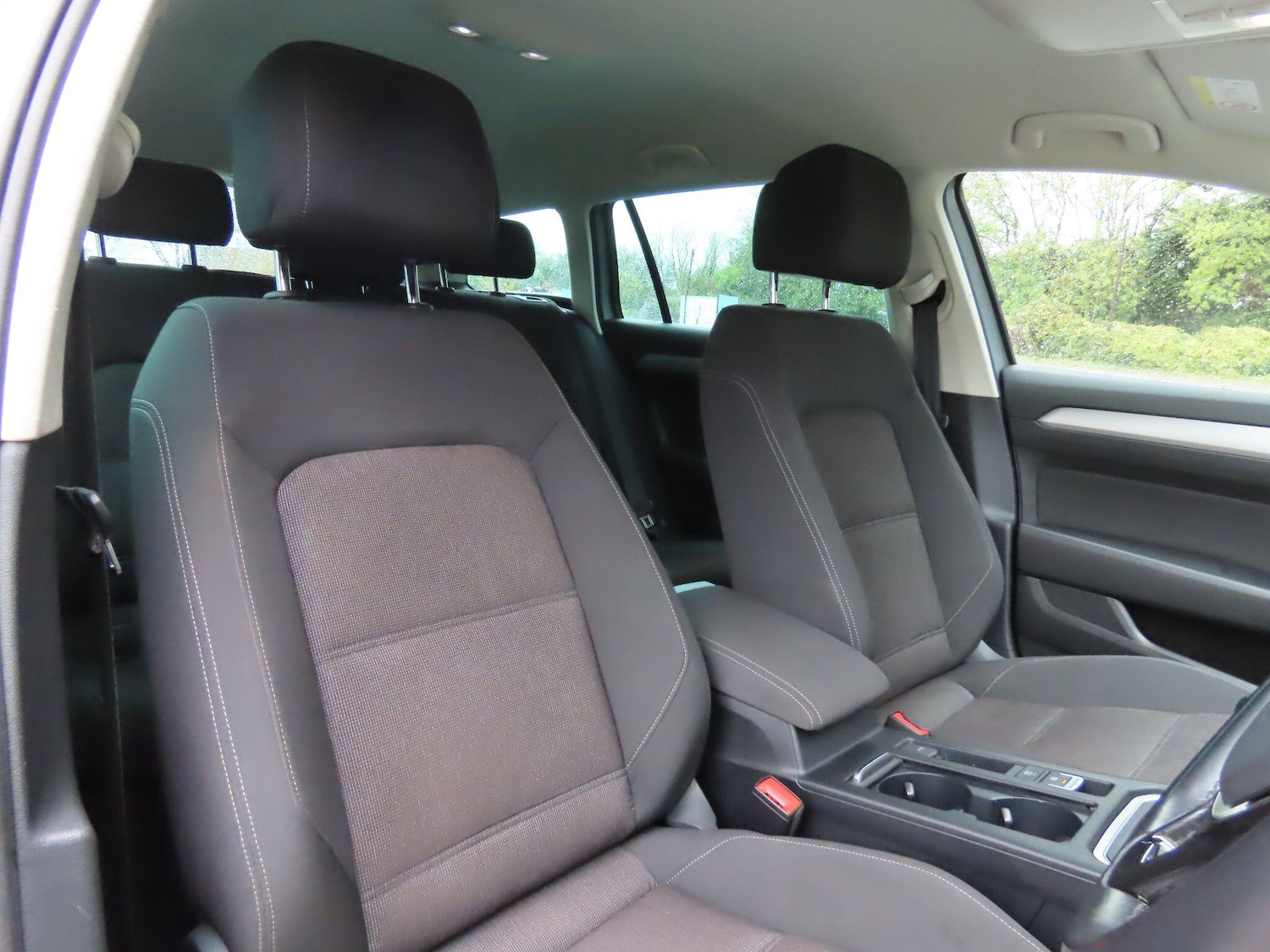 Used Volkswagen Passat 2018 for sale - 76422882: Photo 9