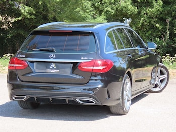 Used Mercedes-Benz C Class 2015 for sale - 79339007: Photo