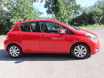 Used Toyota Yaris 2011 for sale - 78878841: Photo