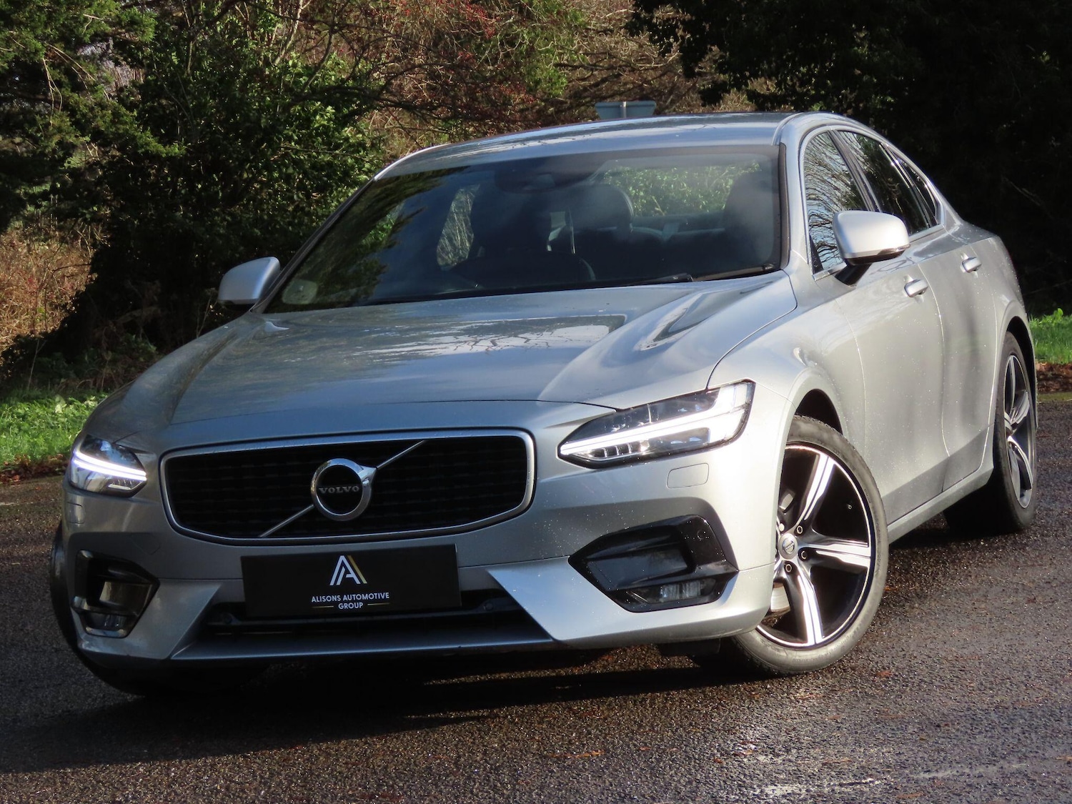 Used Volvo S90 2018 for sale - 76898656: Photo 2