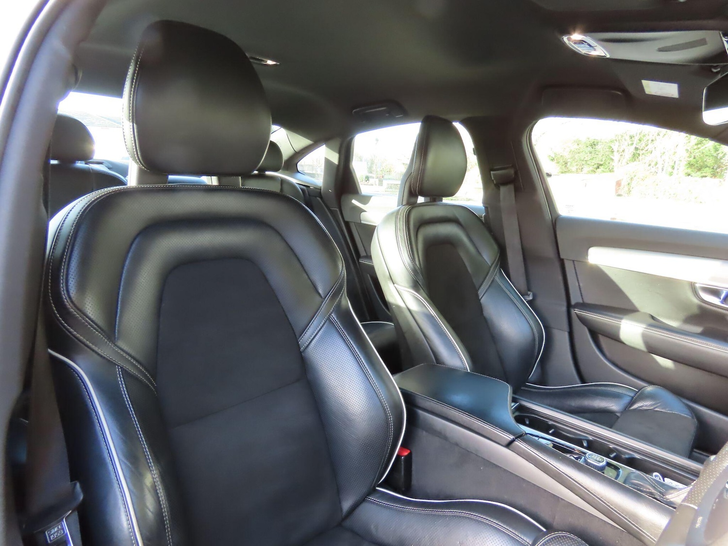 Used Volvo S90 2018 for sale - 76898656: Photo 9