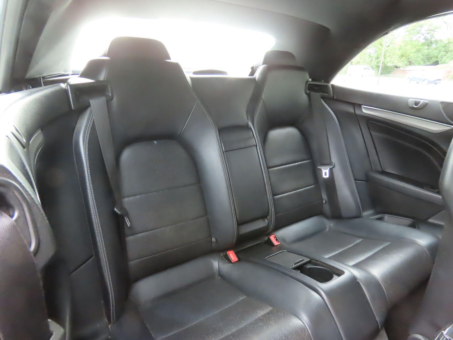 Used Mercedes-Benz E Class 2014 for sale - 76988303: Photo 11