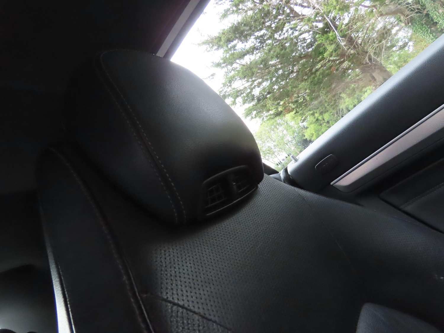 Used Mercedes-Benz E Class 2014 for sale - 76988303: Photo 14