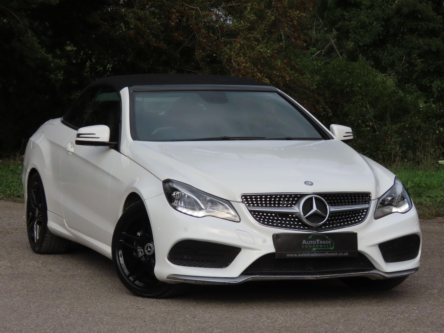 Used Mercedes-Benz E Class 2014 for sale - 76988303: Photo 3