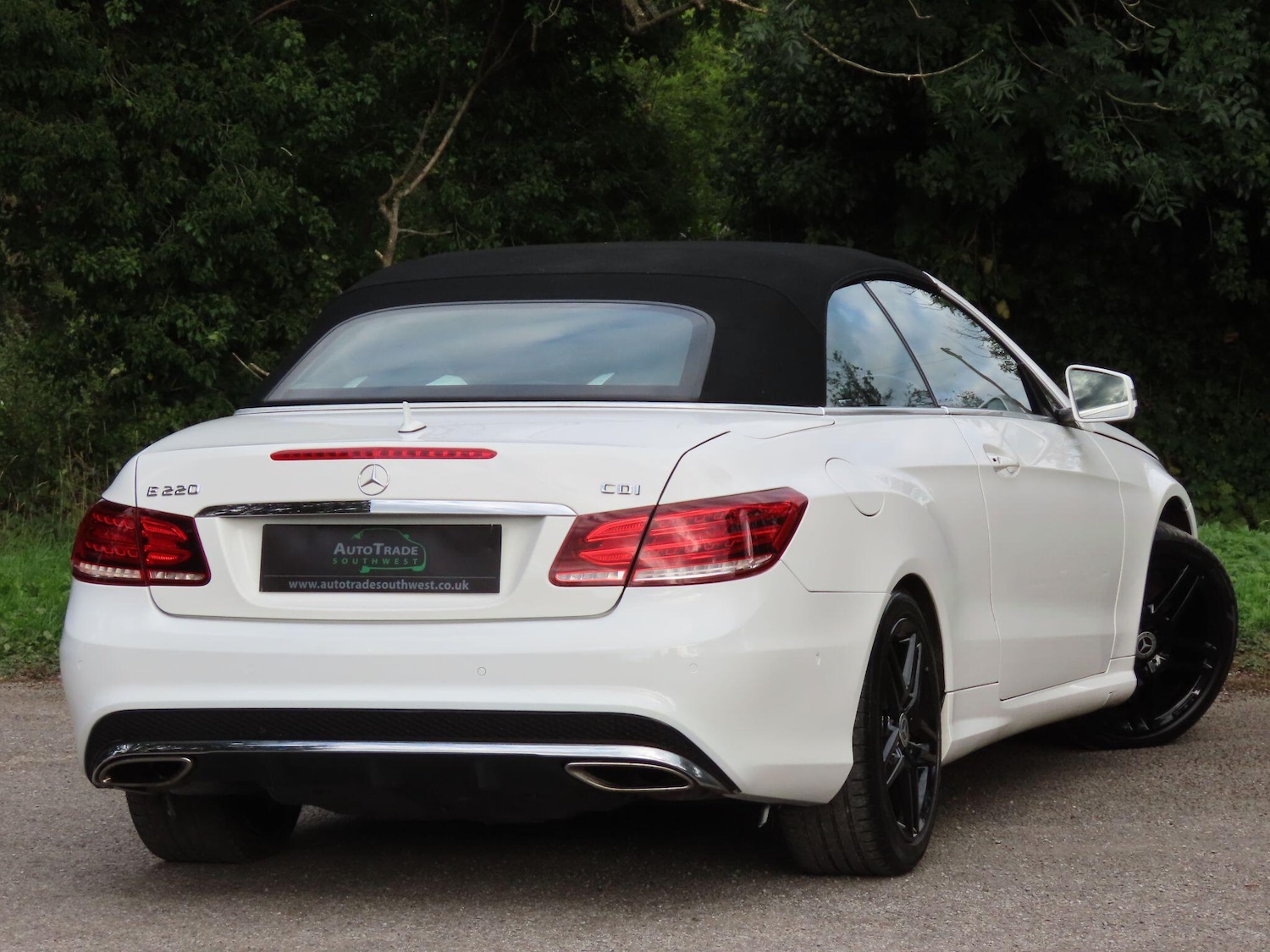 Used Mercedes-Benz E Class 2014 for sale - 76988303: Photo 6