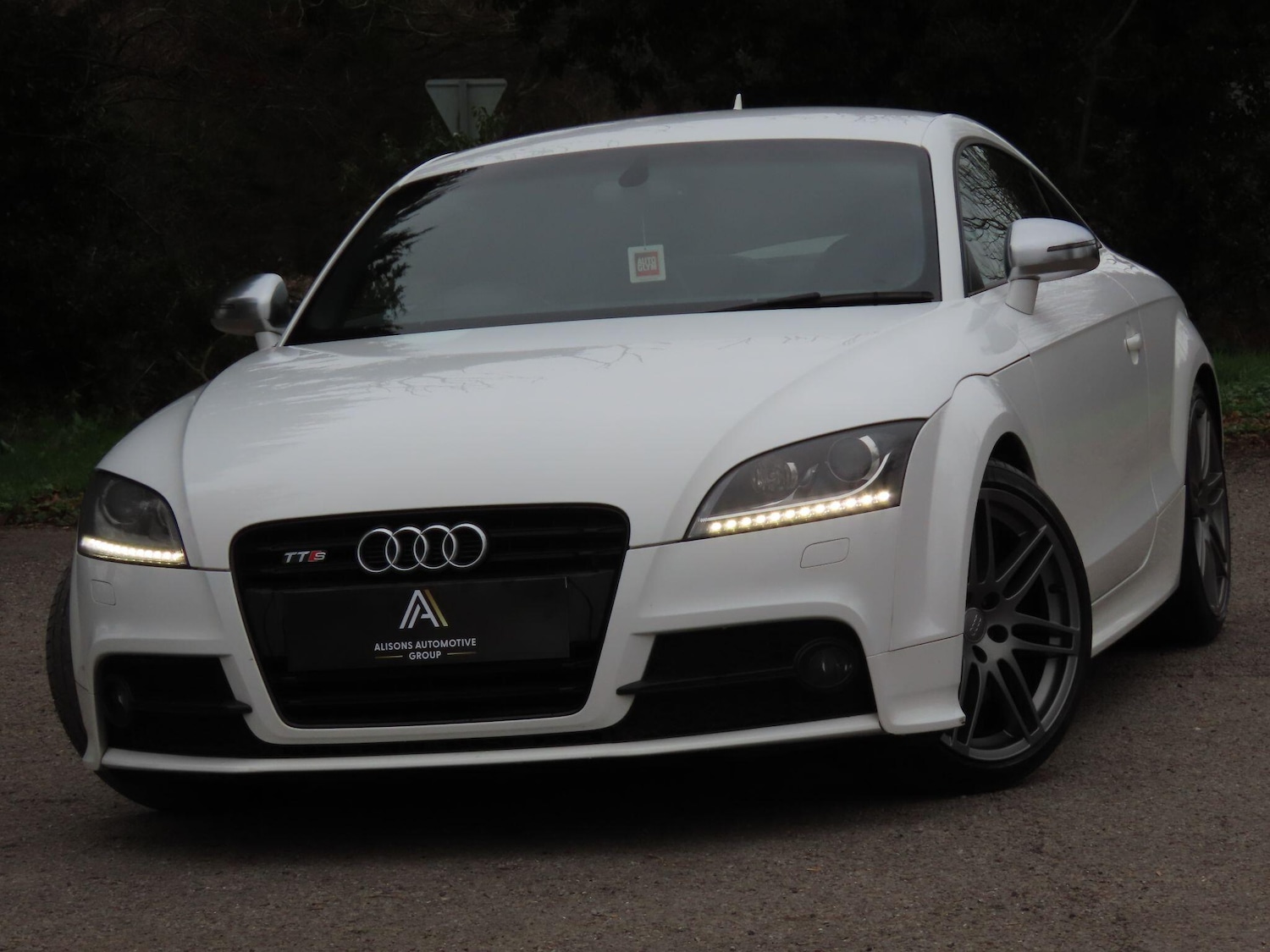 Used Audi TT 2012 for sale - 77613070: Photo 2