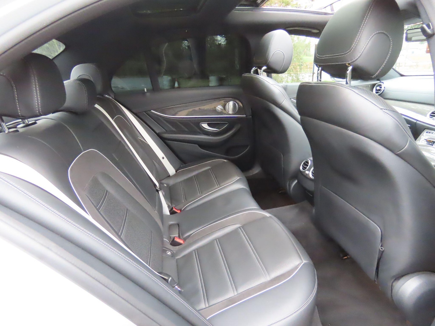 Used Mercedes-Benz E Class 2020 for sale - 77626182: Photo 10