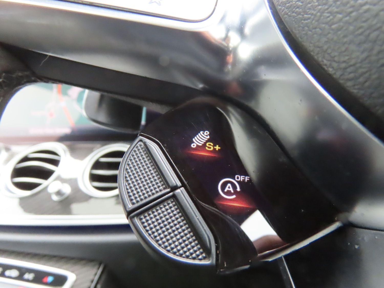 Used Mercedes-Benz E Class 2020 for sale - 77626182: Photo 15