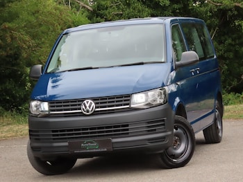 Used Volkswagen Transporter Shuttle 2016 for sale - 75645724: Photo