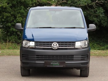 Used Volkswagen Transporter Shuttle 2016 for sale - 75645724: Photo