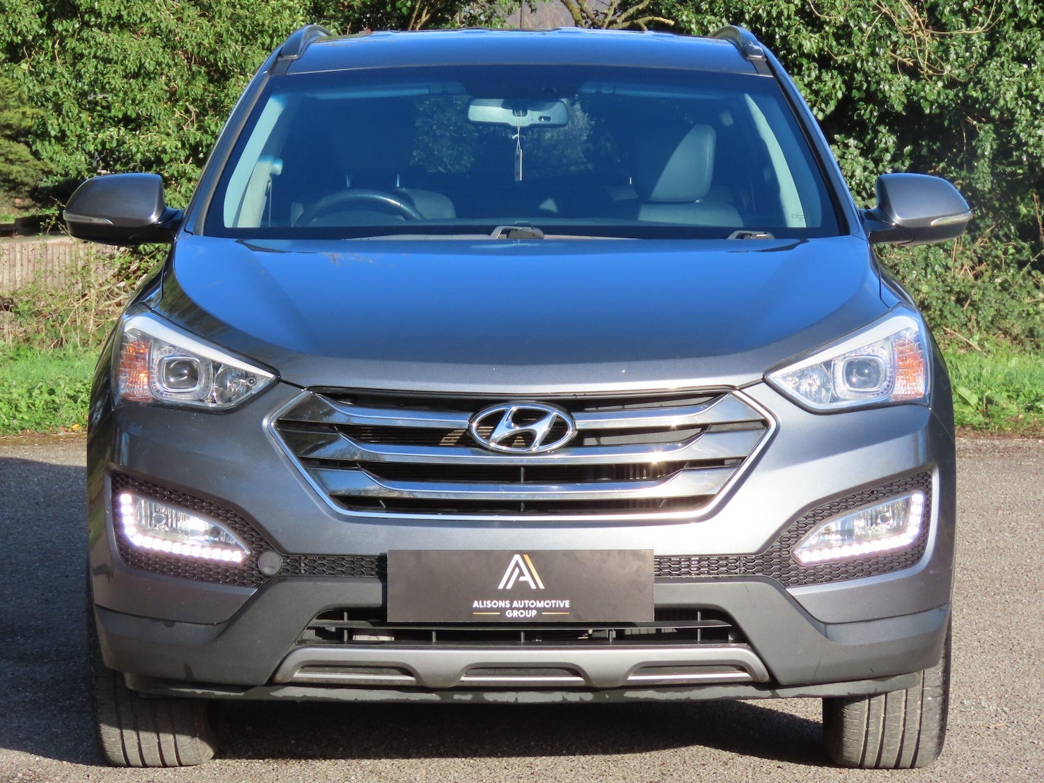 Used Hyundai Santa Fe 2016 for sale - 77882248: Photo 2
