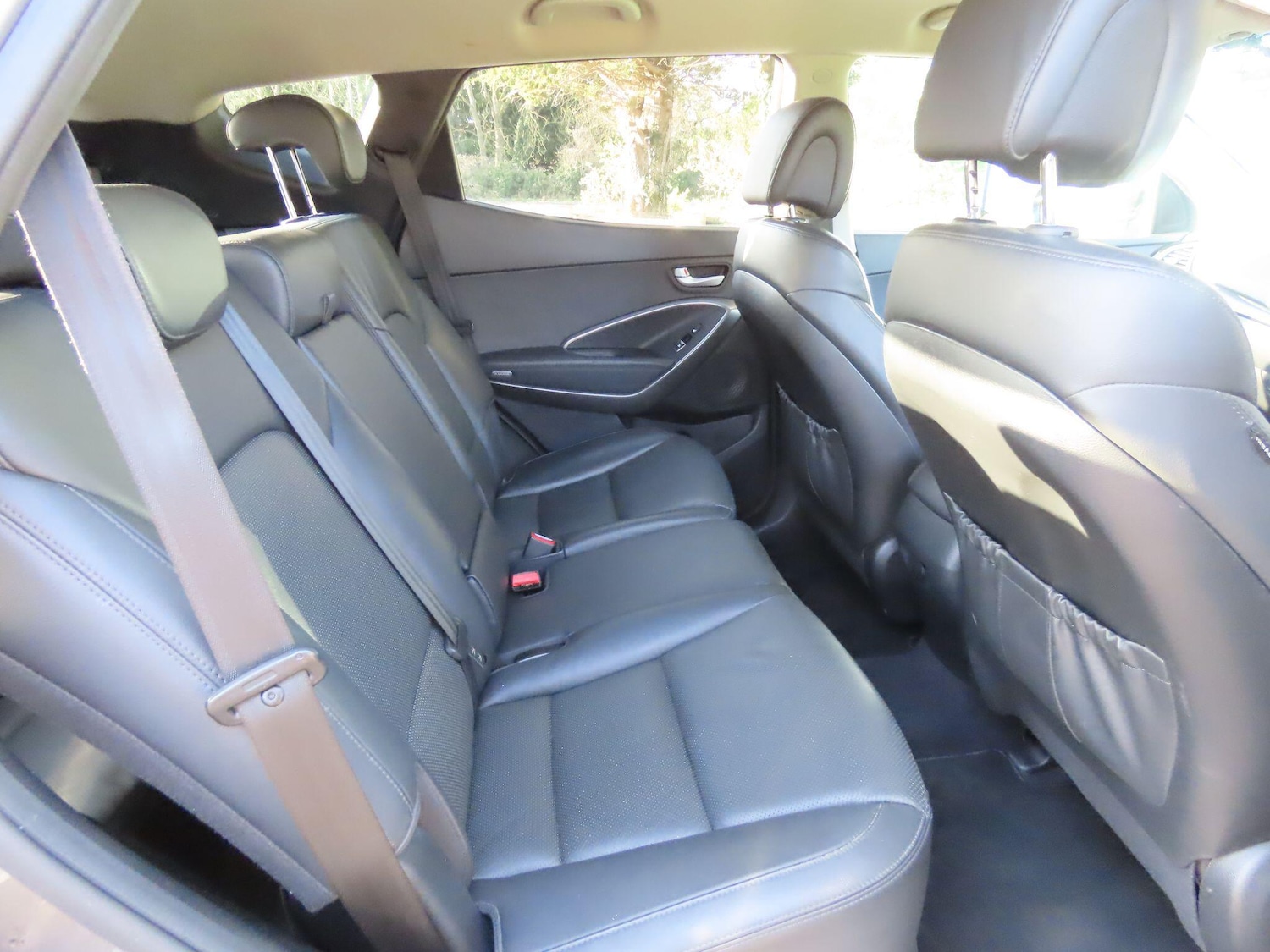 Used Hyundai Santa Fe 2016 for sale - 77882248: Photo 9