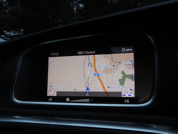 Used Volvo V40 2017 for sale - 76283413: Photo 11