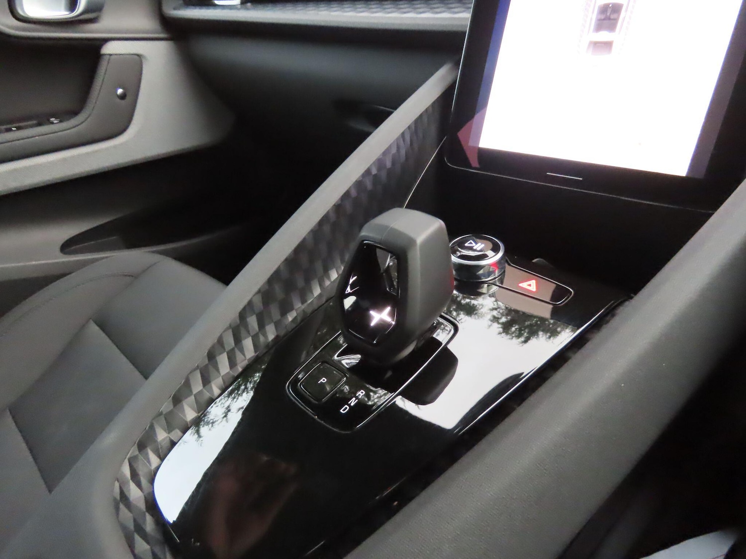 Used Polestar Polestar 2 2023 for sale - 76992435: Photo 13