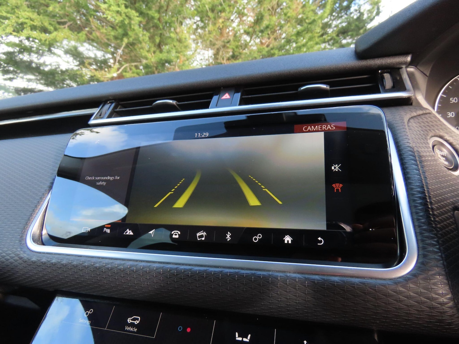 Used Land Rover Range Rover Velar 2018 for sale - 77315312: Photo 13