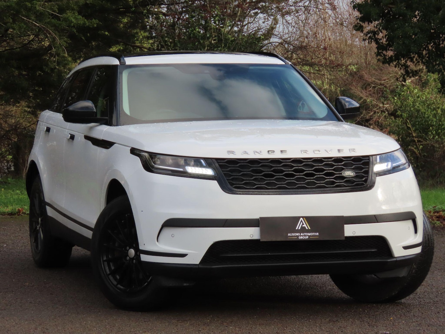 Used Land Rover Range Rover Velar 2018 for sale - 77315312: Photo 4