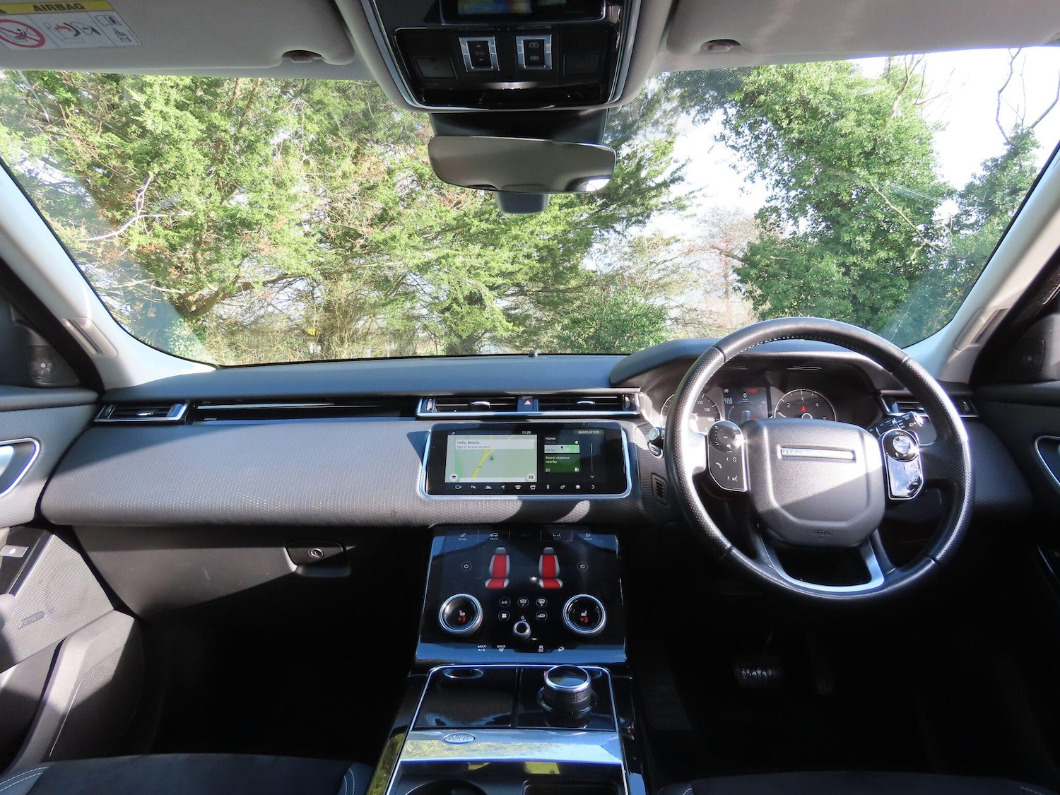 Used Land Rover Range Rover Velar 2018 for sale - 77315312: Photo 8