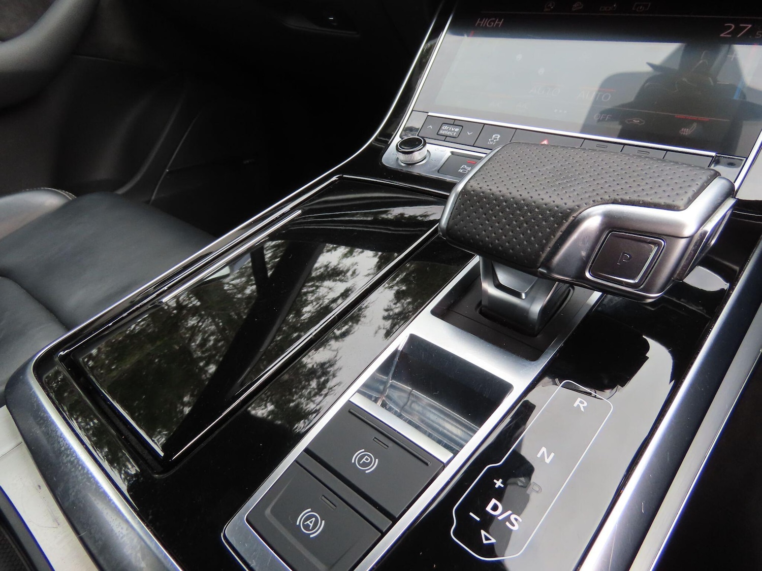 Used Audi Q7 2020 for sale - 77684159: Photo 17